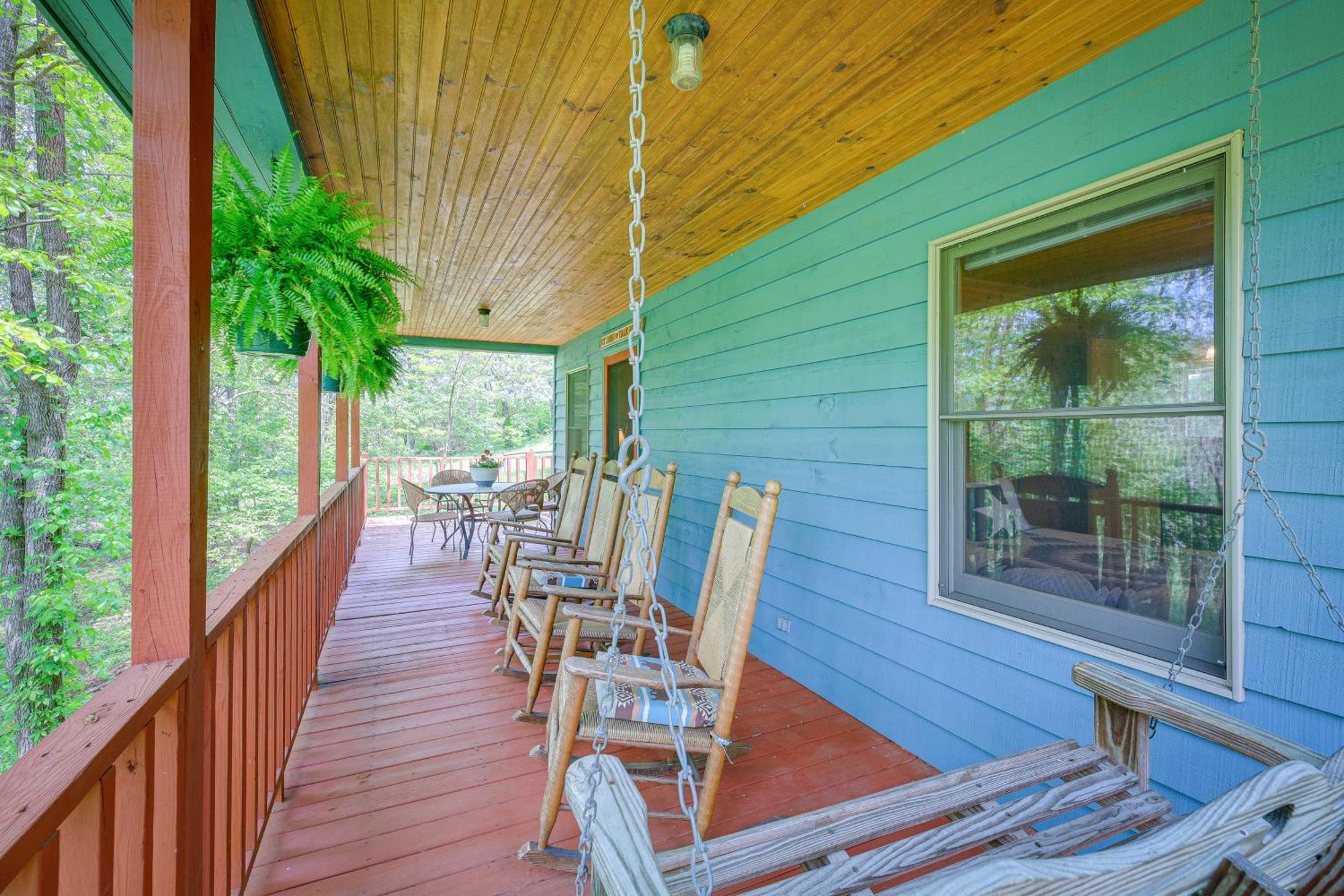 Quaint Blue Ridge Cabin Rental With On-Site Stream! Sparta Eksteriør bilde